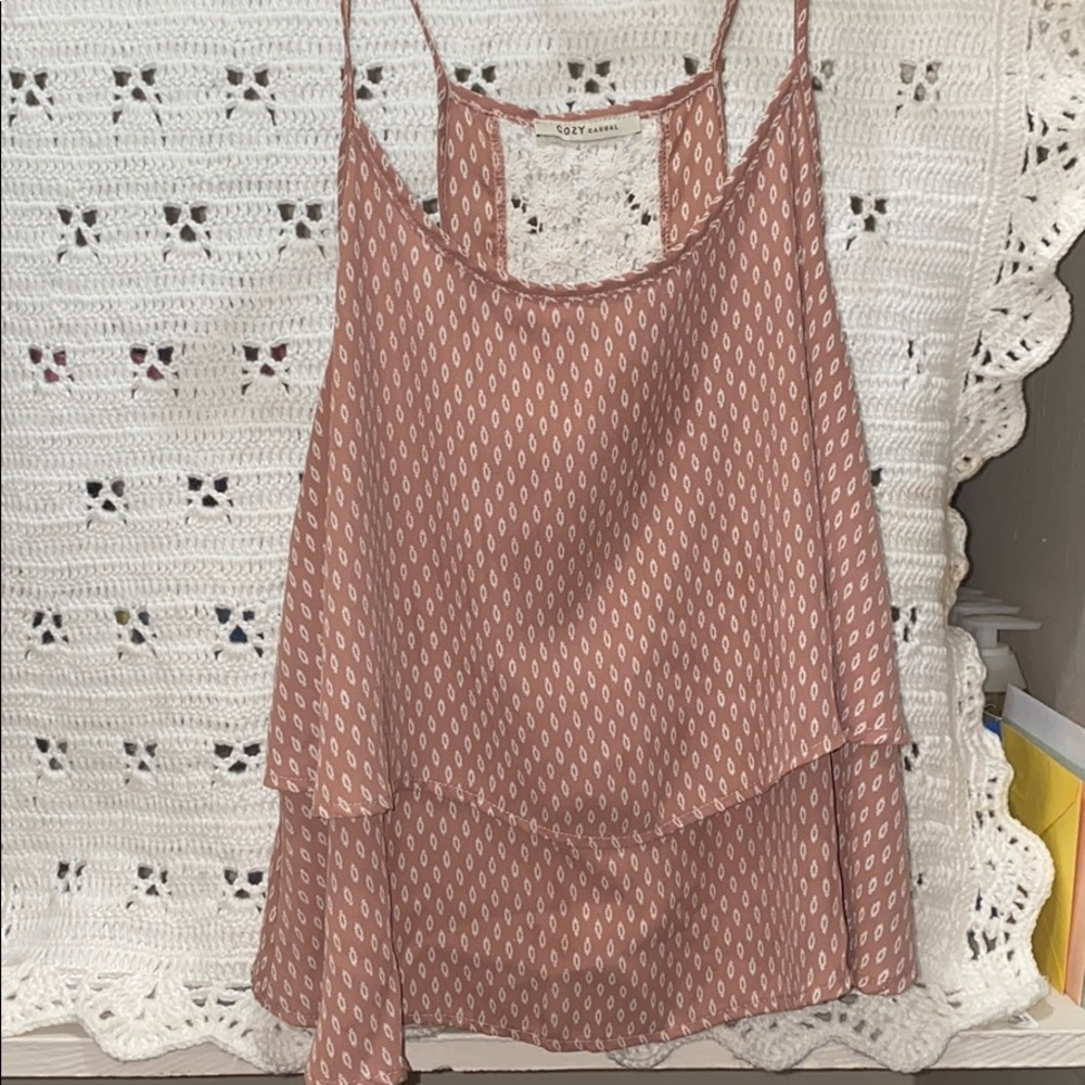 Tan pattern top